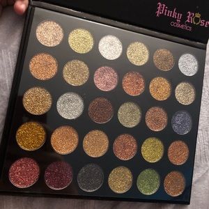 Eyeshadow palette, pinky rose cosmetics.